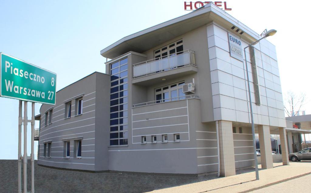 Eurohotel Baniocha Экстерьер фото